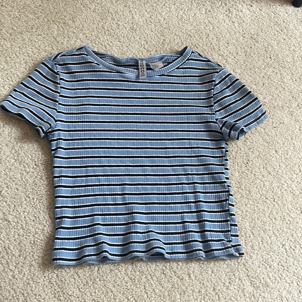 H&M striped t shirt cropped